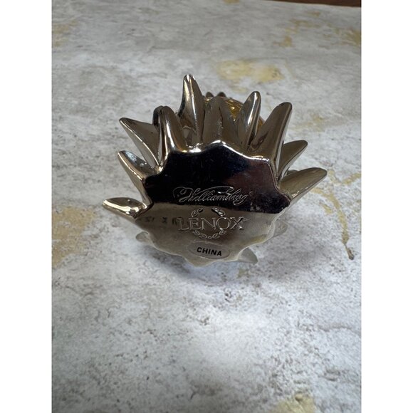 Lexox Williamsburg Pineapple Hinged Trinket Box Ornament - Picture 6 of 8